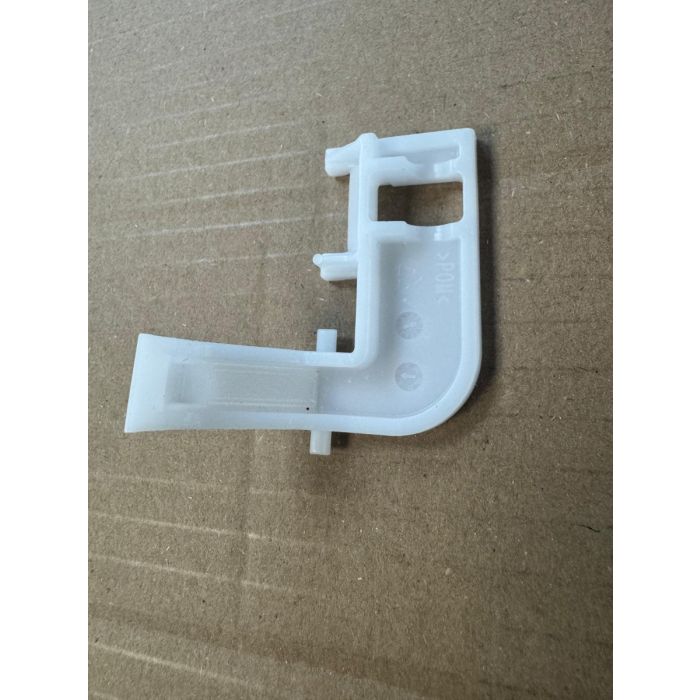  mounting or installation element for a concealed cistern flush plates